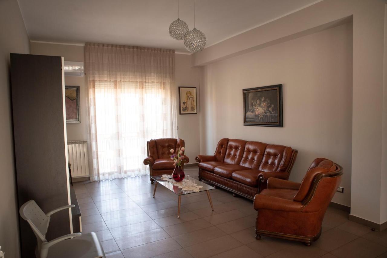 Апартаменти Come A Casa Panoramico E Centralissimo Канікатті Екстер'єр фото